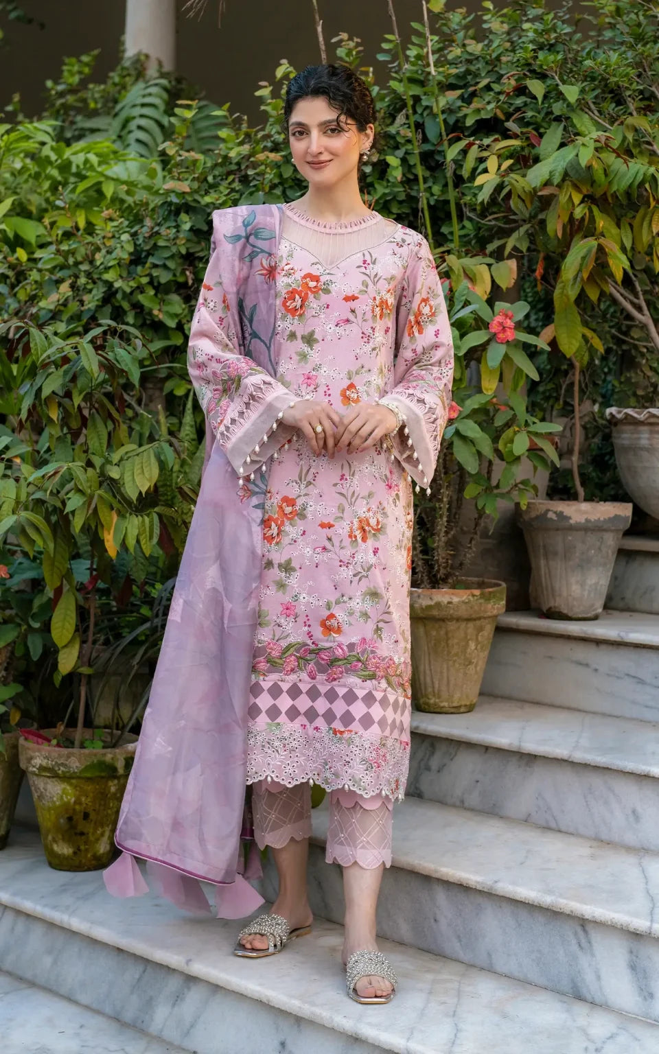 ASIFA&NABEEL GULKARI GKL-09