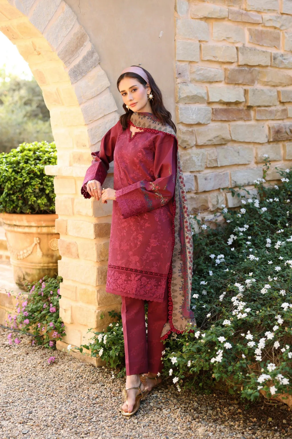 AYLLEEN NAQSH GULRANG