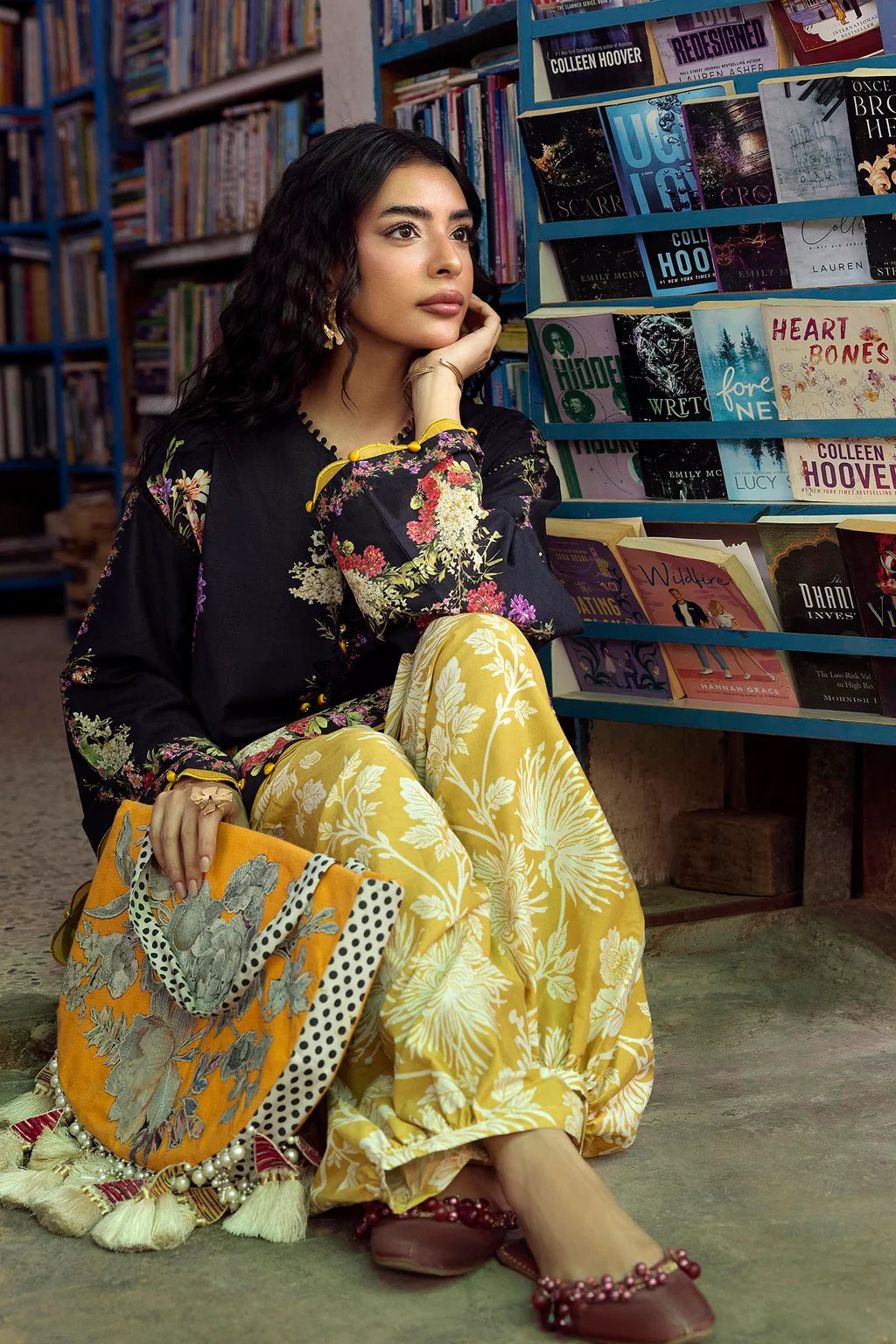 SANA SAFINAZ MAHAY D-05B 2PC