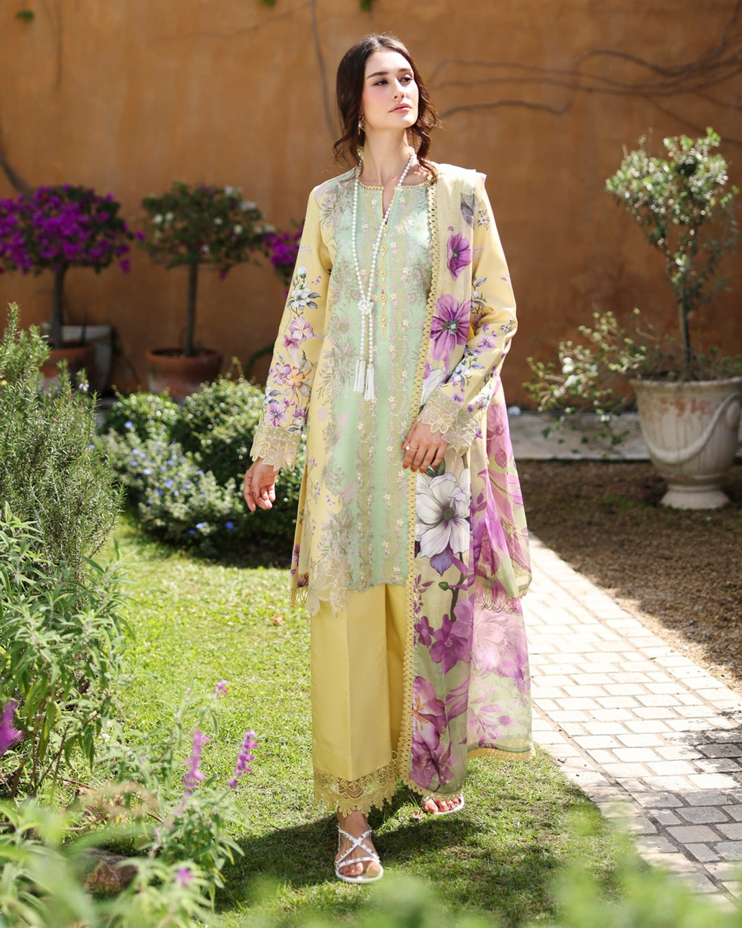 RANG RASIYA LIFESTYLE HAZEL