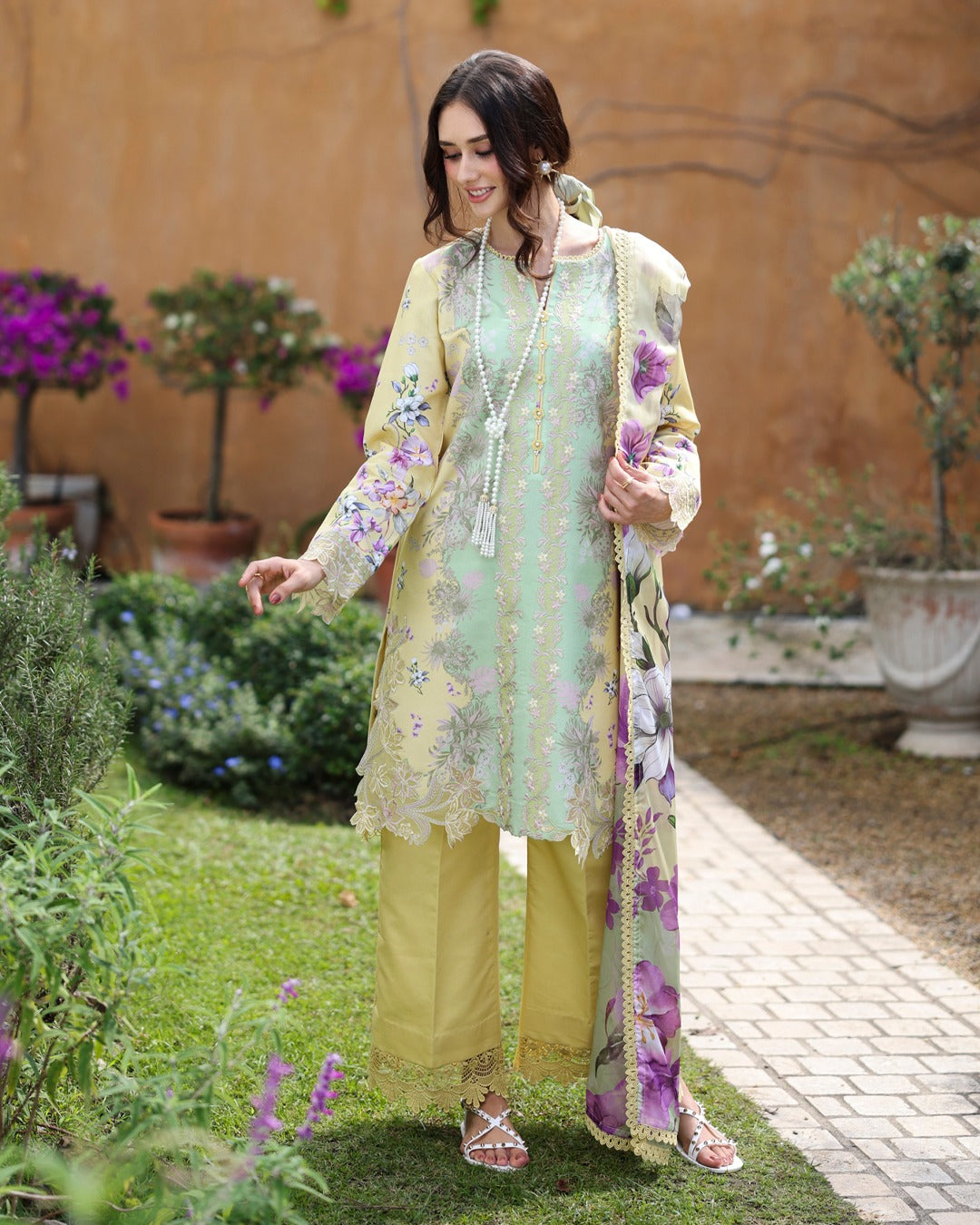 RANG RASIYA LIFESTYLE HAZEL