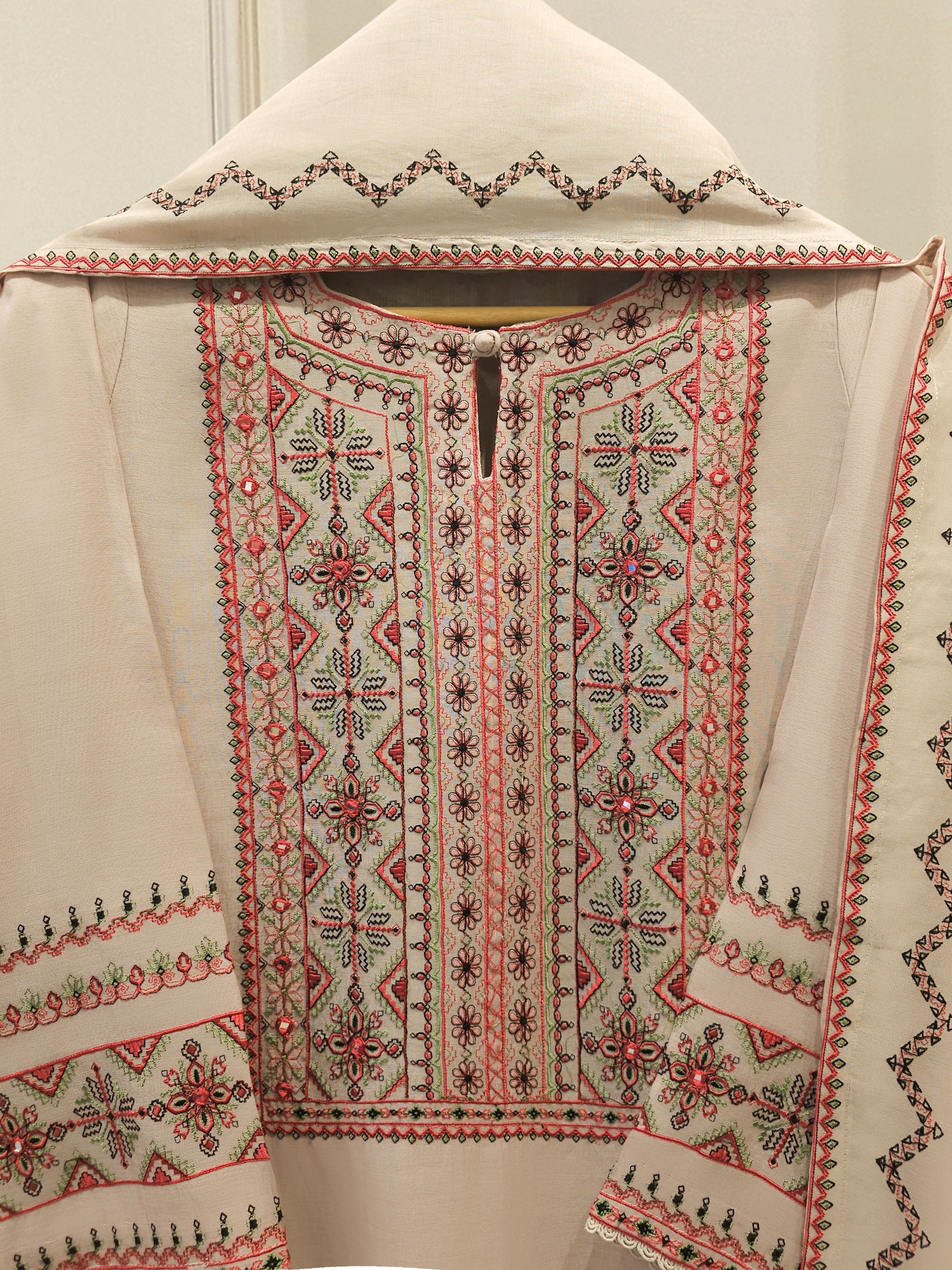 AGHANOOR S112561 2PC