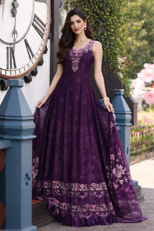 NOOR BY SAADIA ASAD LUXE CHIKANKARI D-07