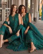 NOOR BY SAADIA ASAD LUXE CHIKANKARI D-01