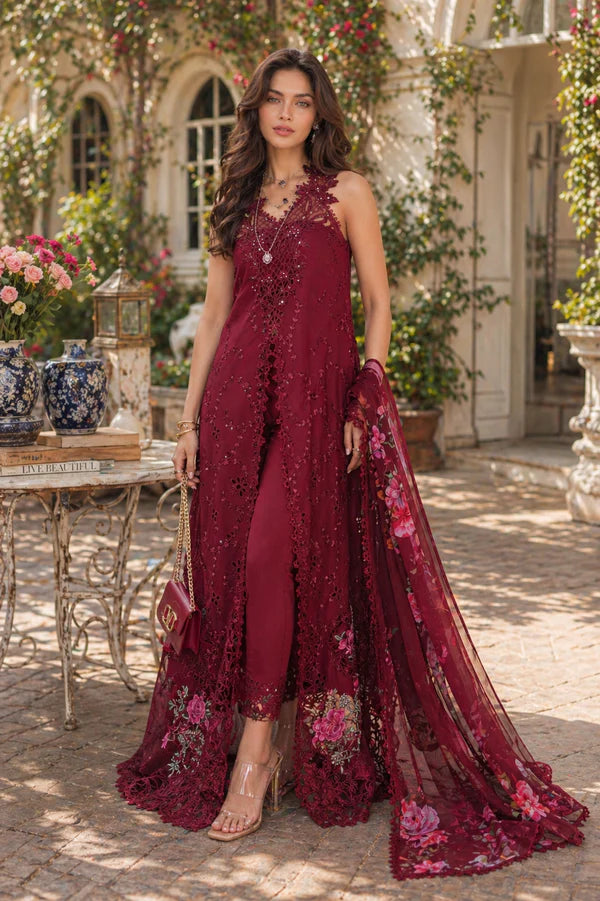 NOOR BY SAADIA ASAD LUXE CHIKANKARI D-03