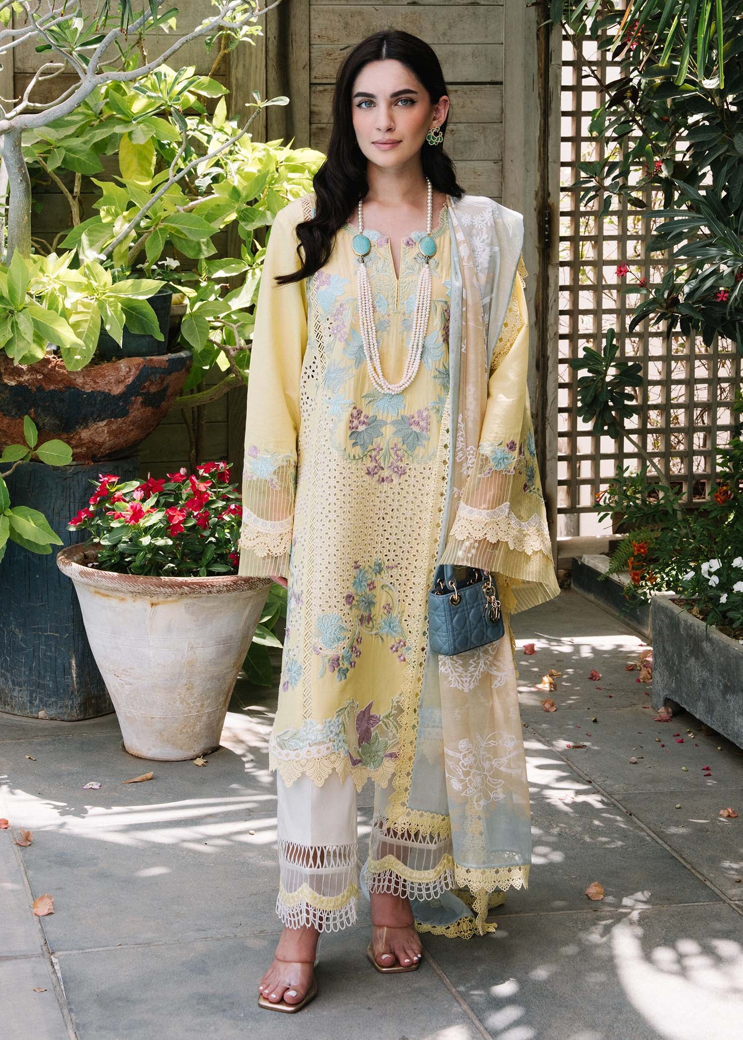SAIRA SHAKIRA BLOOM D-04A