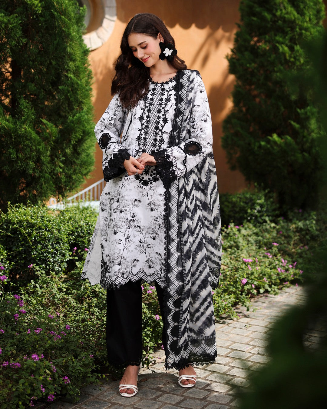 RANG RASIYA LIFESTYLE LUNA