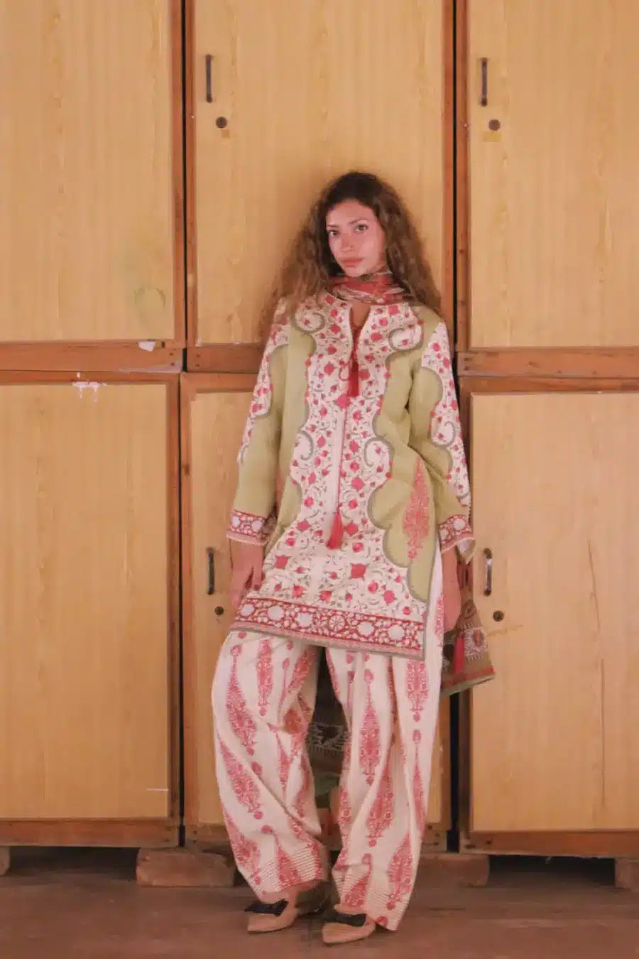 SAIRA RIZWAN JOOLIE JPU25-06