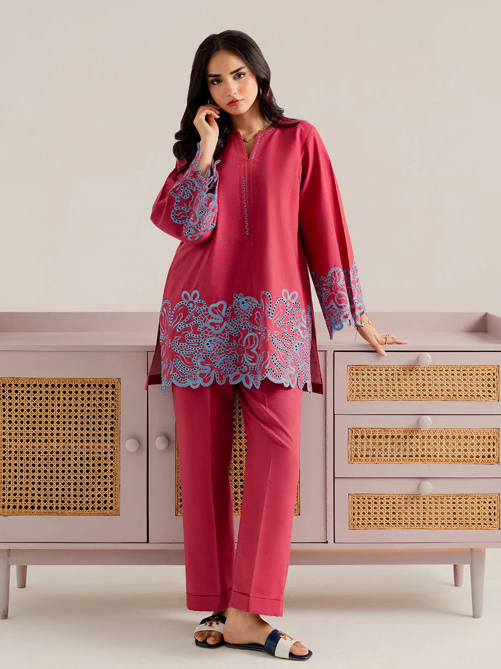 KIARA SEIUNE 2PC