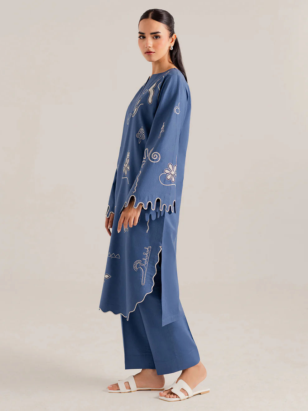 KIARA VELRA 2PC