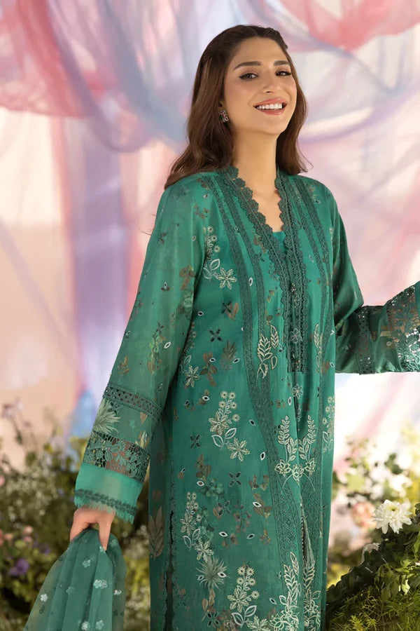 SOBIA NAZIR LUXURY LAWN D-015B
