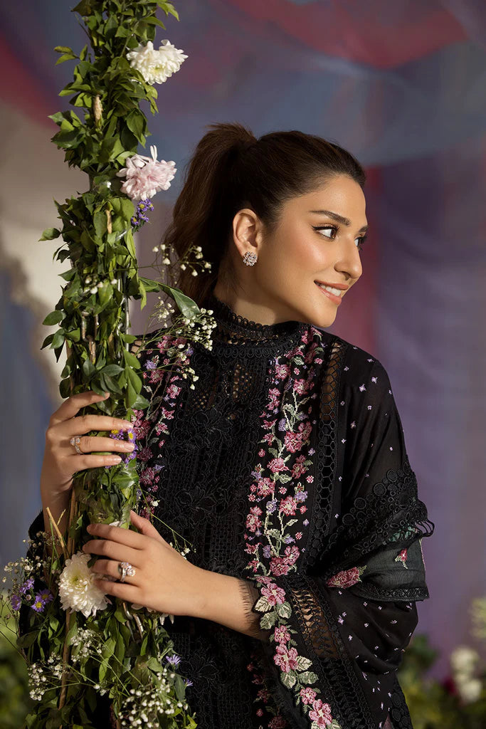 SOBIA NAZIR LUXURY LAWN D-04B