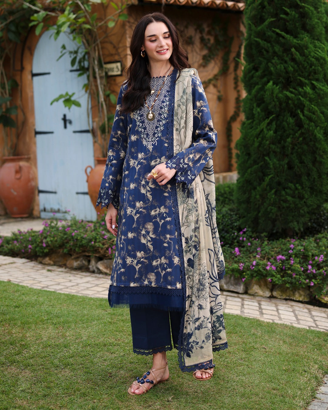RANG RASIYA LIFESTYLE CHARLOTTE