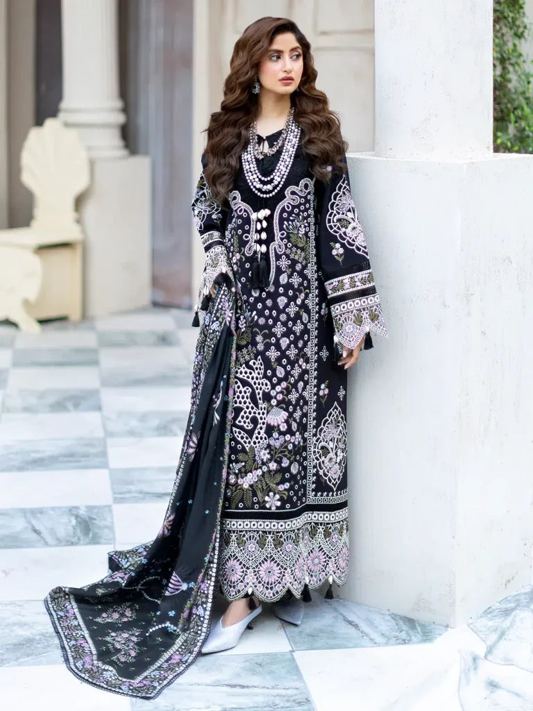 MAHNUR SOPHIE LILA