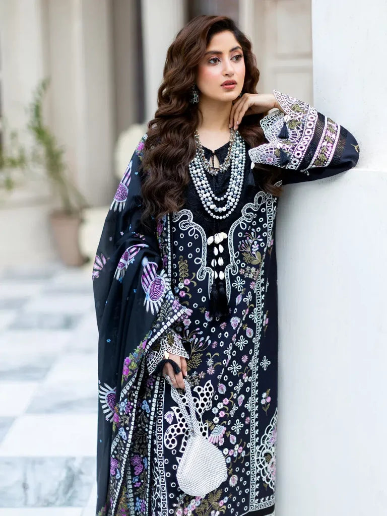 MAHNUR SOPHIE LILA