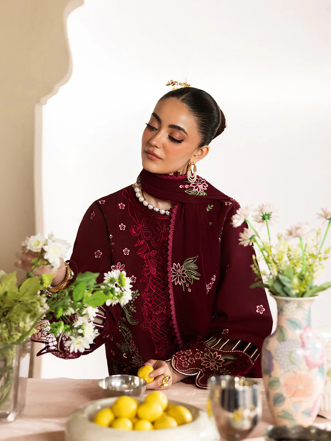 STITCHED BY MAHNUR MORBAGH M-10 3PC