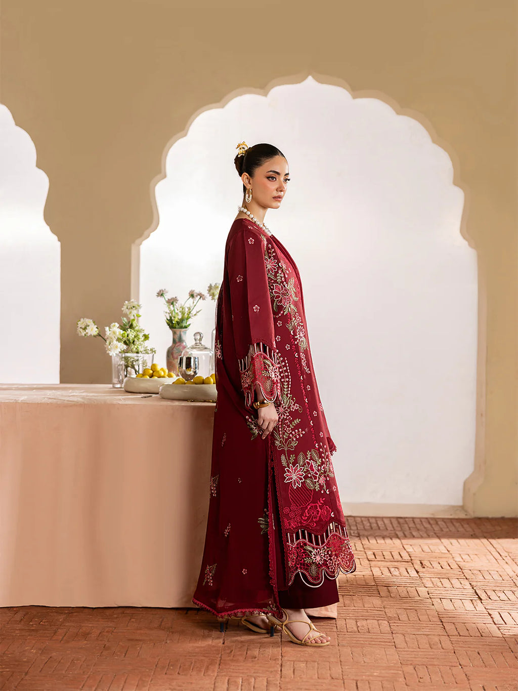 STITCHED BY MAHNUR MORBAGH M-10 3PC