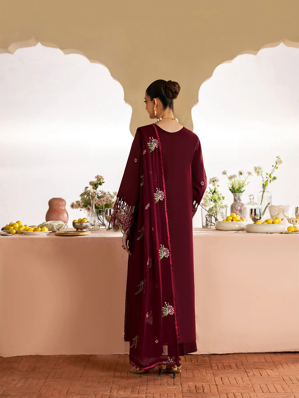 STITCHED BY MAHNUR MORBAGH M-10 3PC