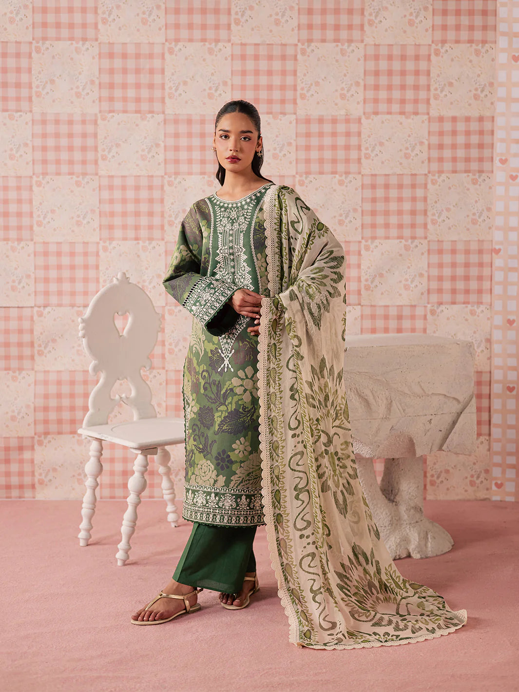 MAHNUR JAHAAN LAWN MJ-06