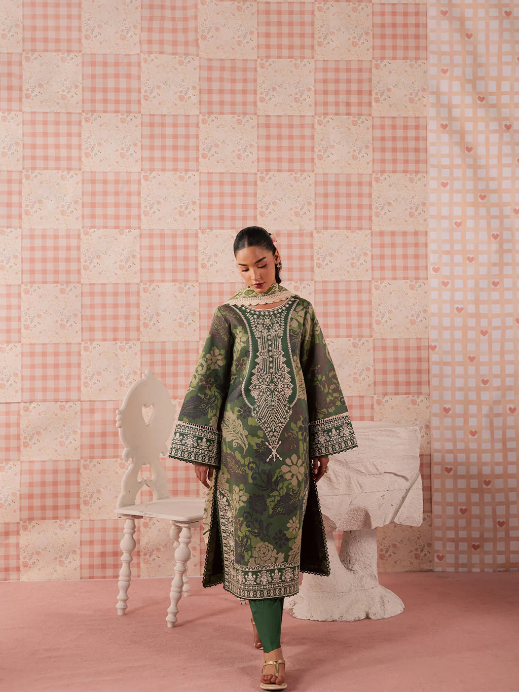 MAHNUR JAHAAN LAWN MJ-06