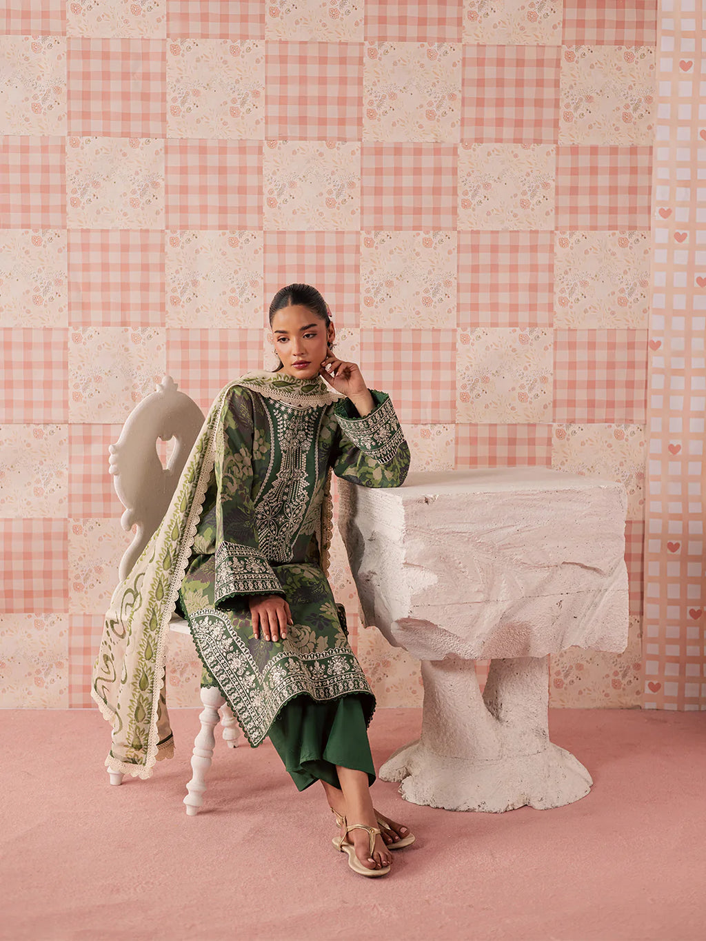 MAHNUR JAHAAN LAWN MJ-06