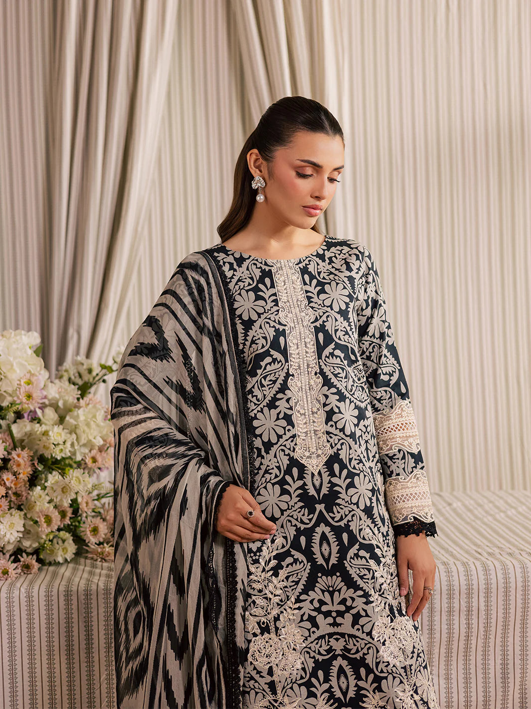MAHNUR JAHAAN LAWN MJ-09