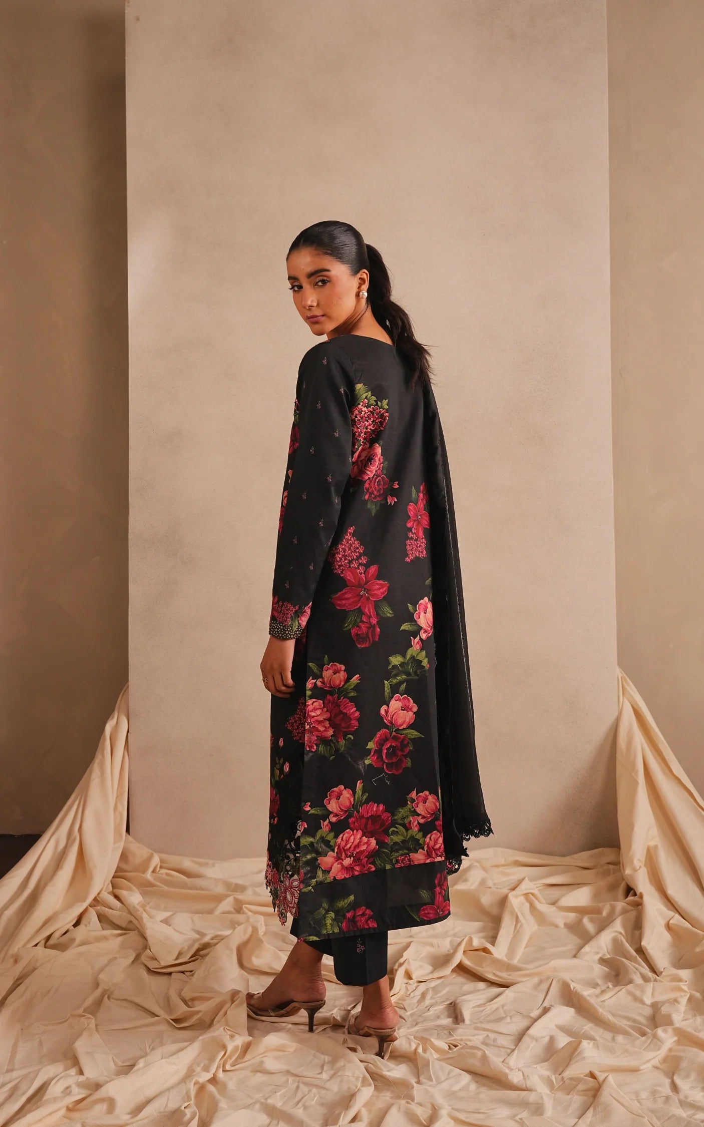 ASIFA NABEEL MERAKI LAWN MSSL-07
