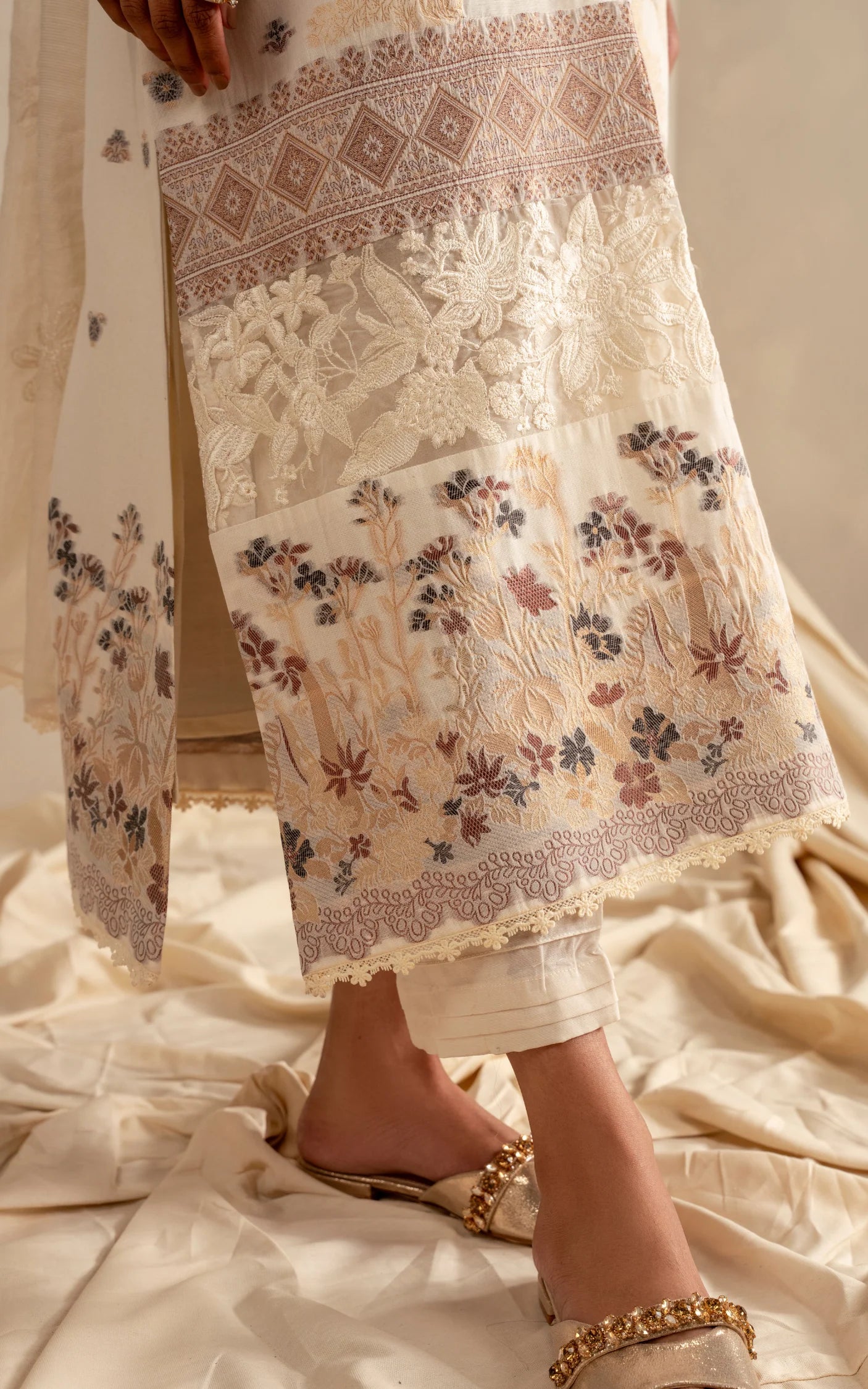 ASIFA NABEEL MERAKI LAWN MSSL-09