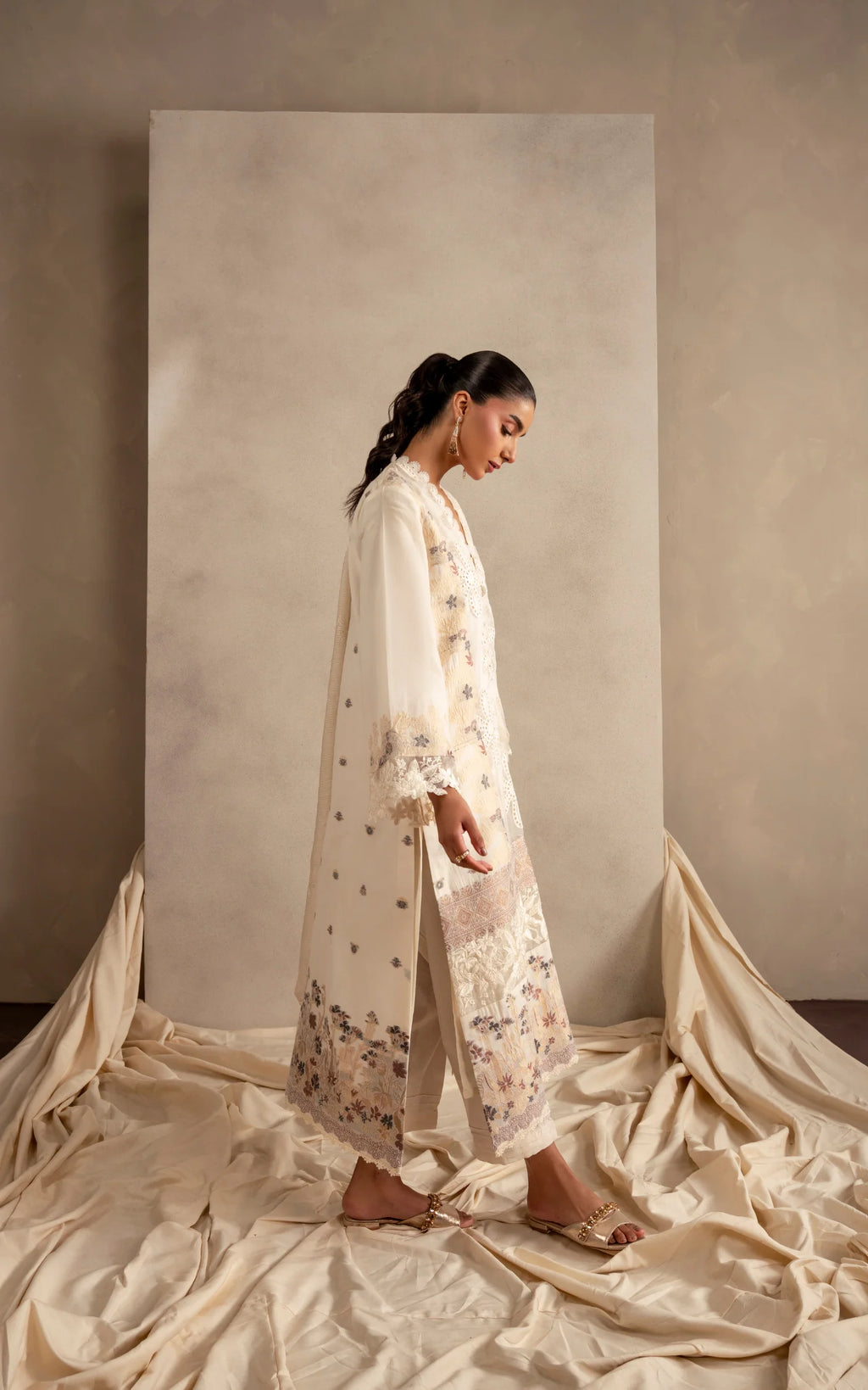 ASIFA NABEEL MERAKI LAWN MSSL-09
