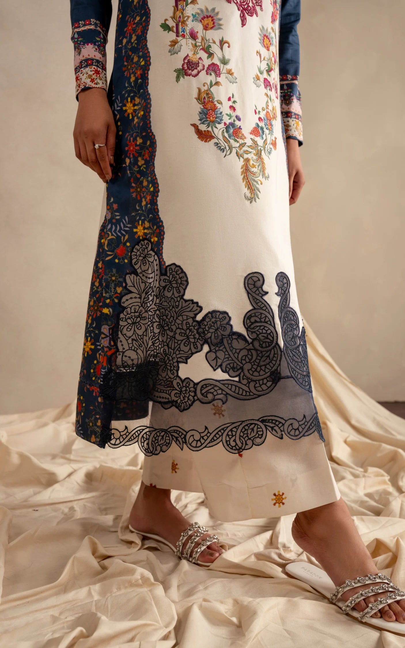 ASIFA NABEEL MERAKI LAWN MSSL-10