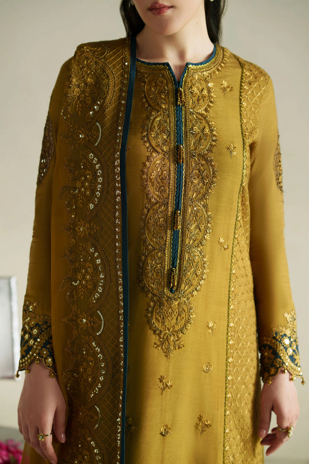 VERA RAW SILK KUNDAN ANTIQUE