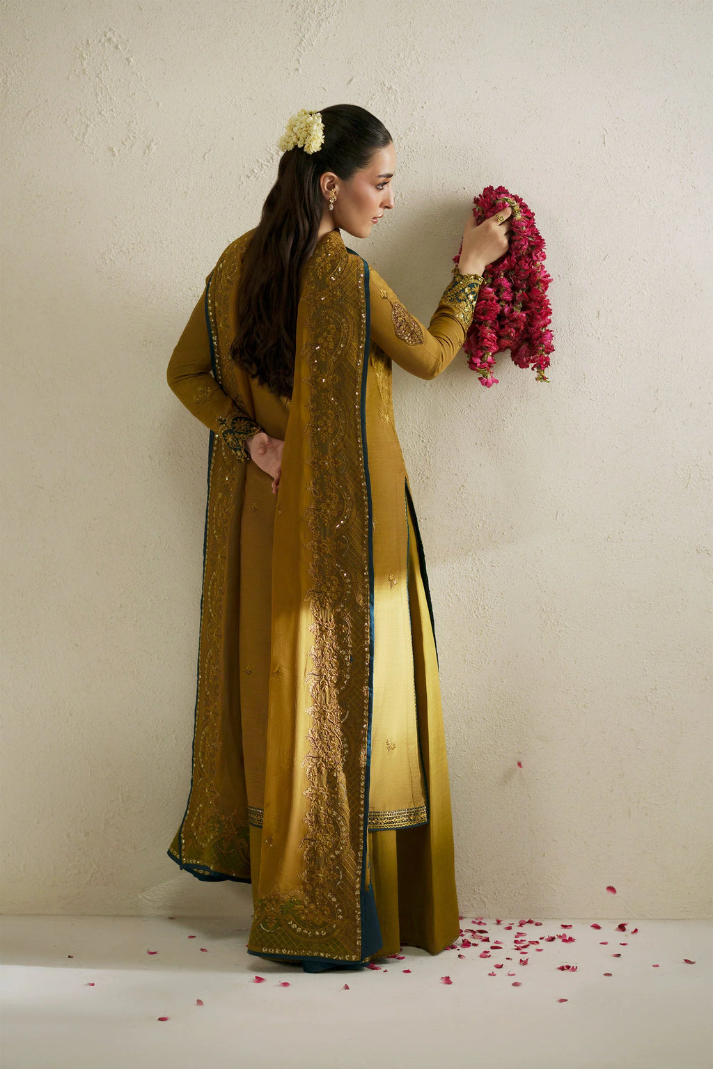 VERA RAW SILK KUNDAN ANTIQUE