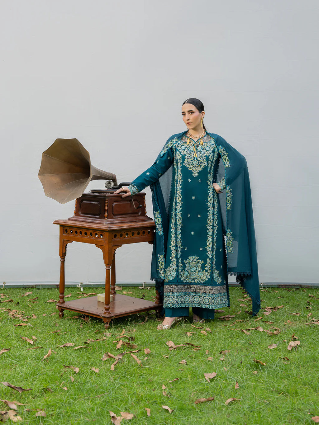 MAHNUR AMAYA LAWN MU-08
