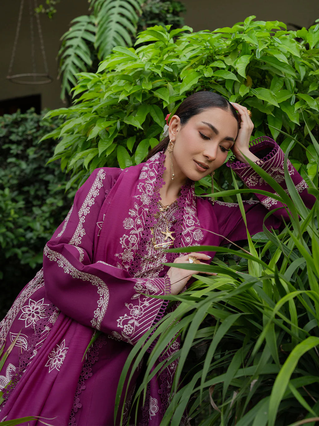 STITCHED BY CC MAHNUR AMAYA LAWN MU-10 3PC