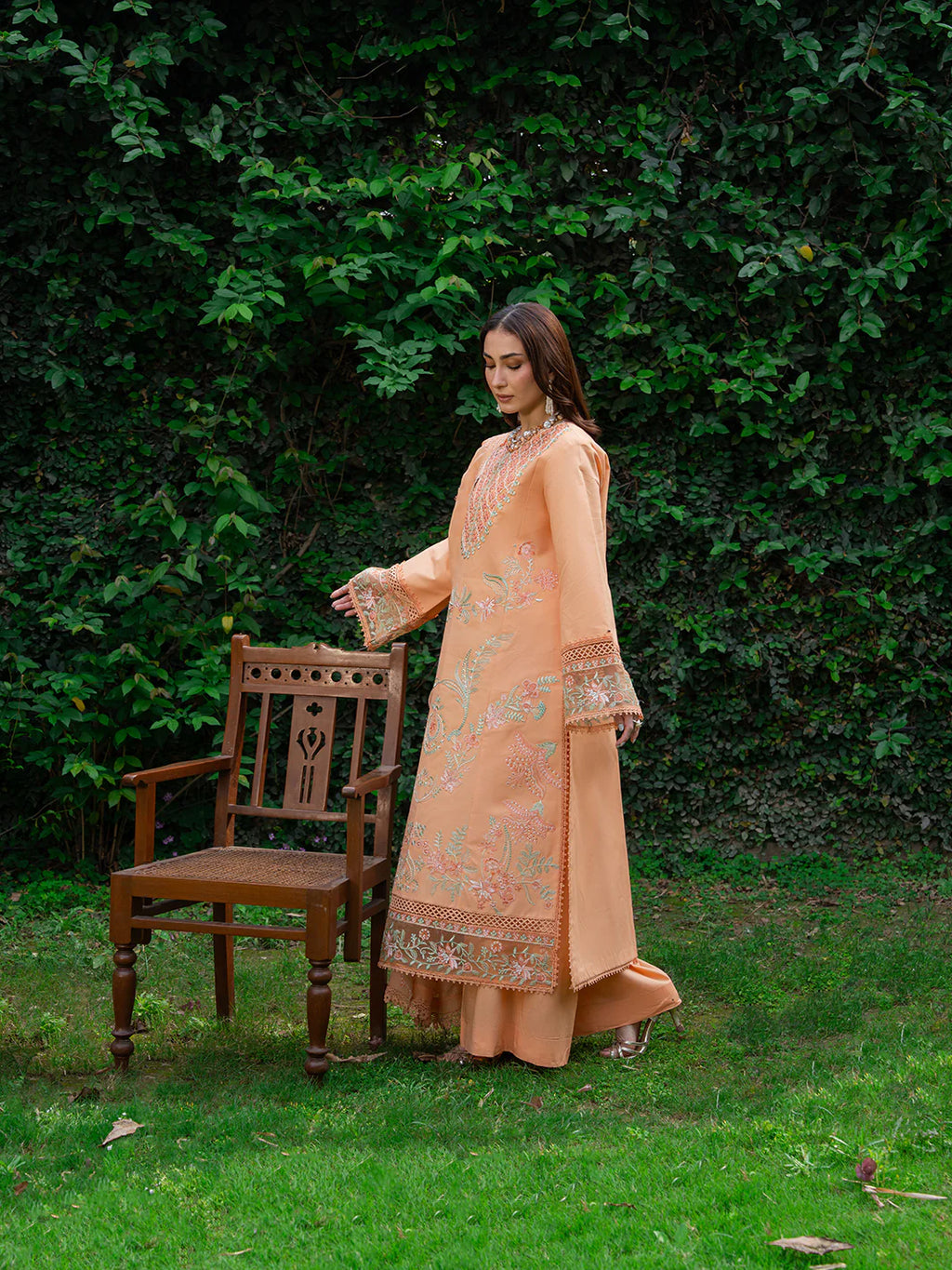 MAHNUR AMAYA LAWN MU-12