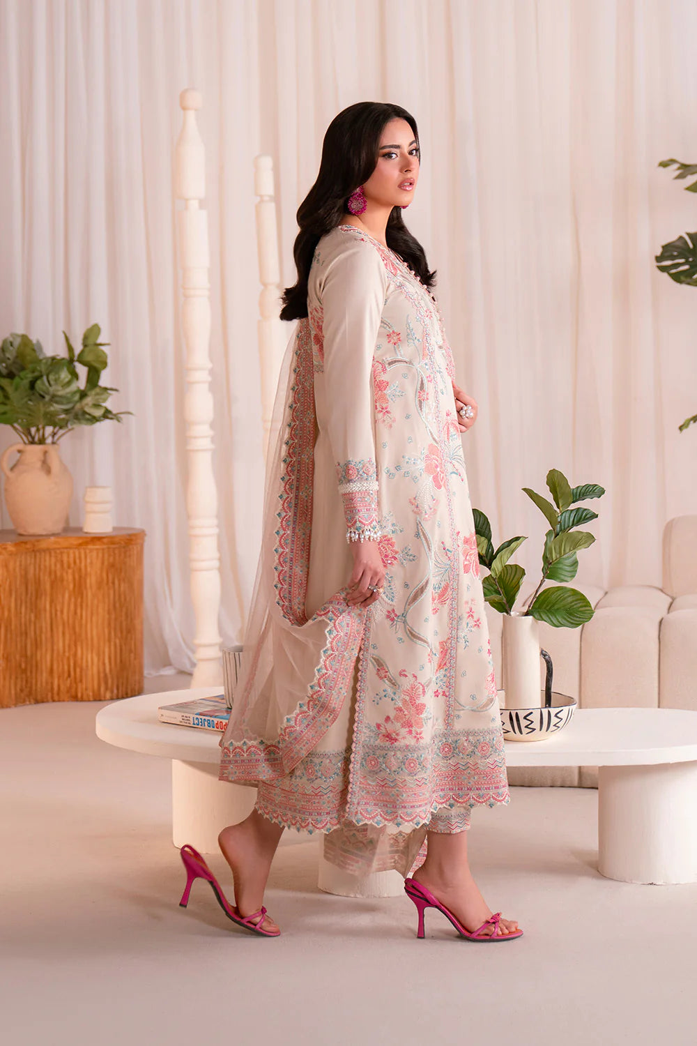 MARYUM N MARIA MADELEINE