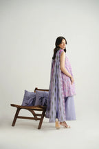BEYOND EAST PRINTS  WUB164538