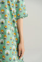 BEYOND EAST PRINTS  WUB164532