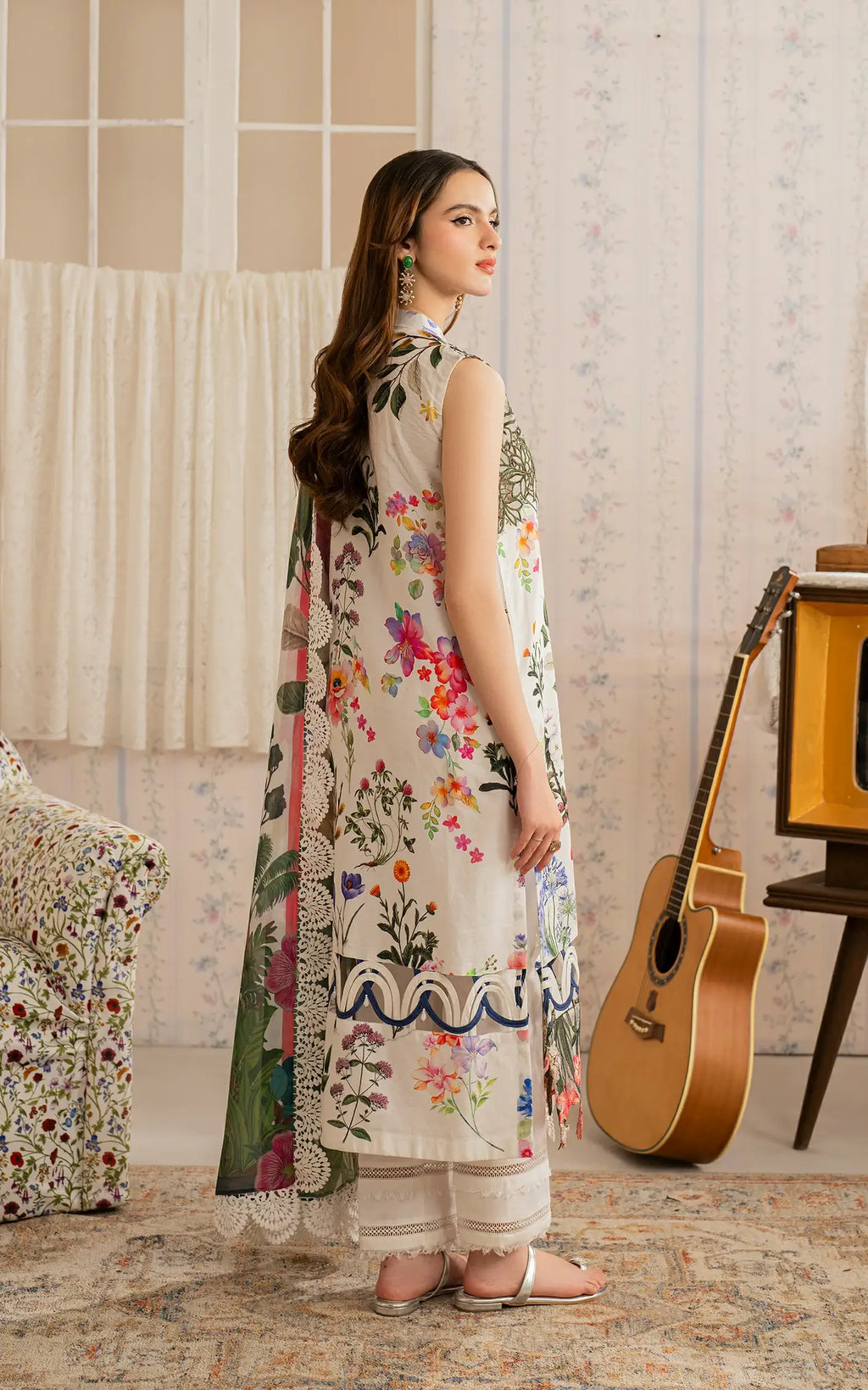 ASIFA NABEEL MERAKI MVL25-16