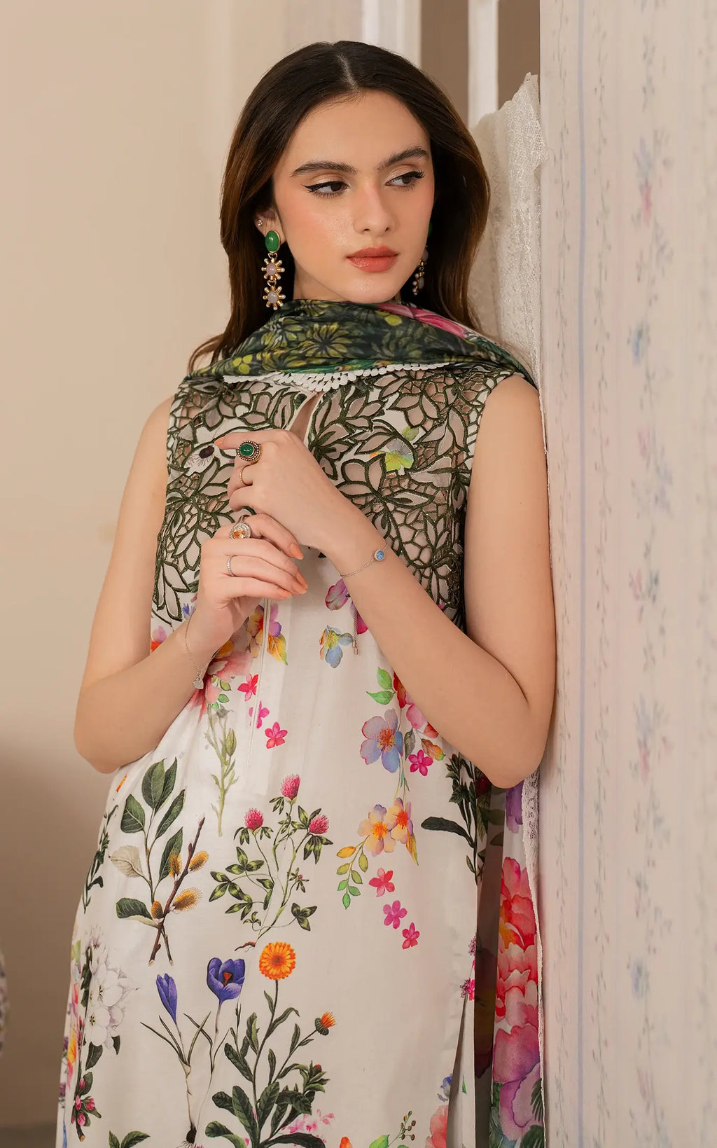 ASIFA NABEEL MERAKI MVL25-16