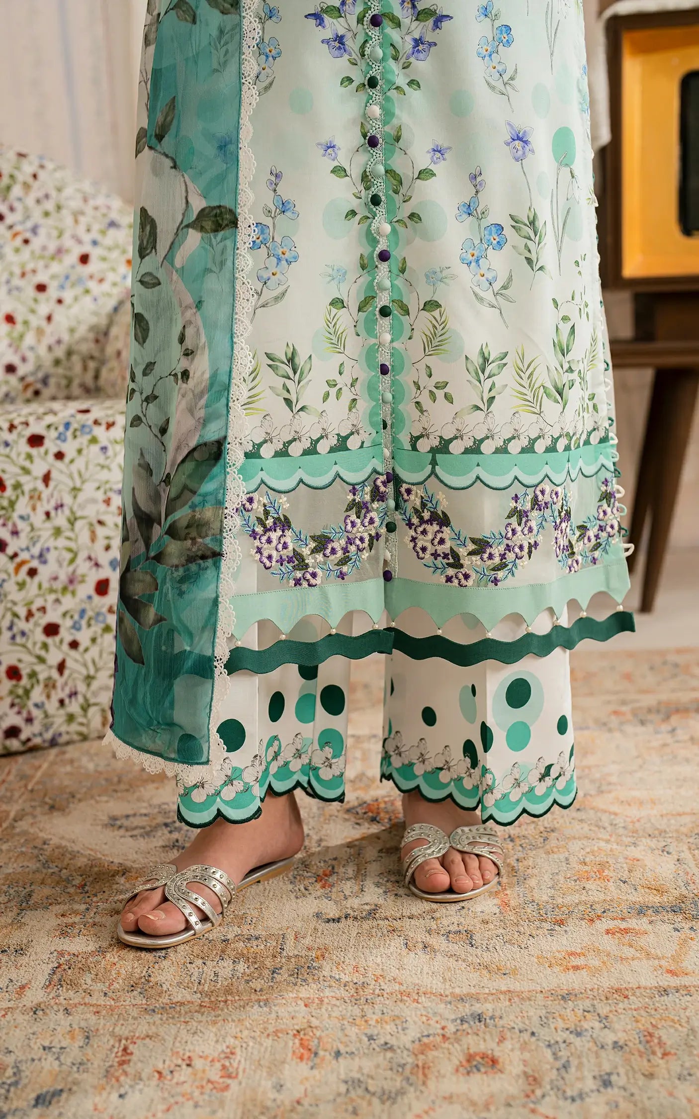 ASIFA NABEEL MERAKI MVL25-15