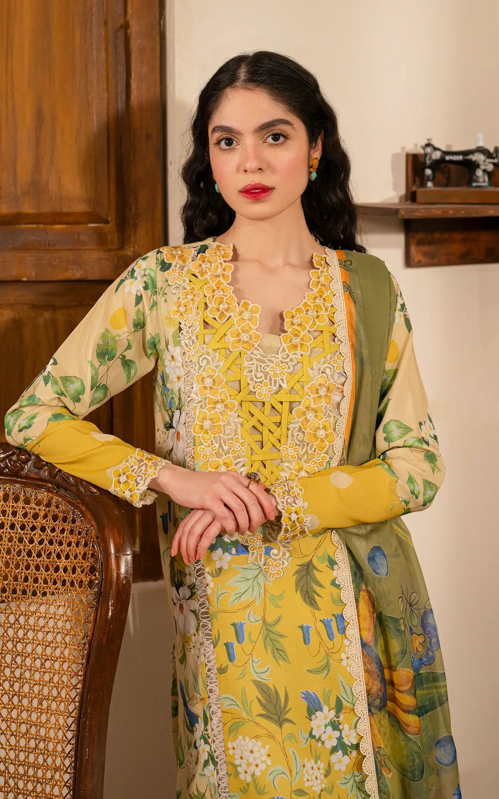 ASIFA NABEEL MERAKI MVL25-04