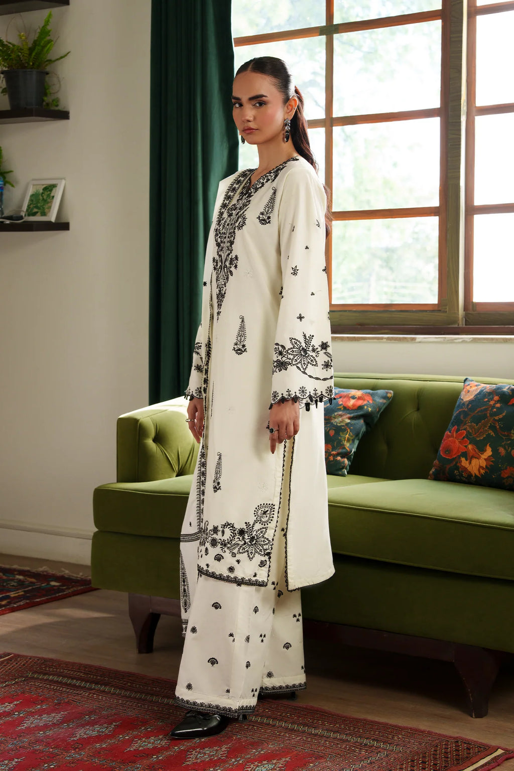 RAJBARI PRET EXCLUSIVE SEREN
