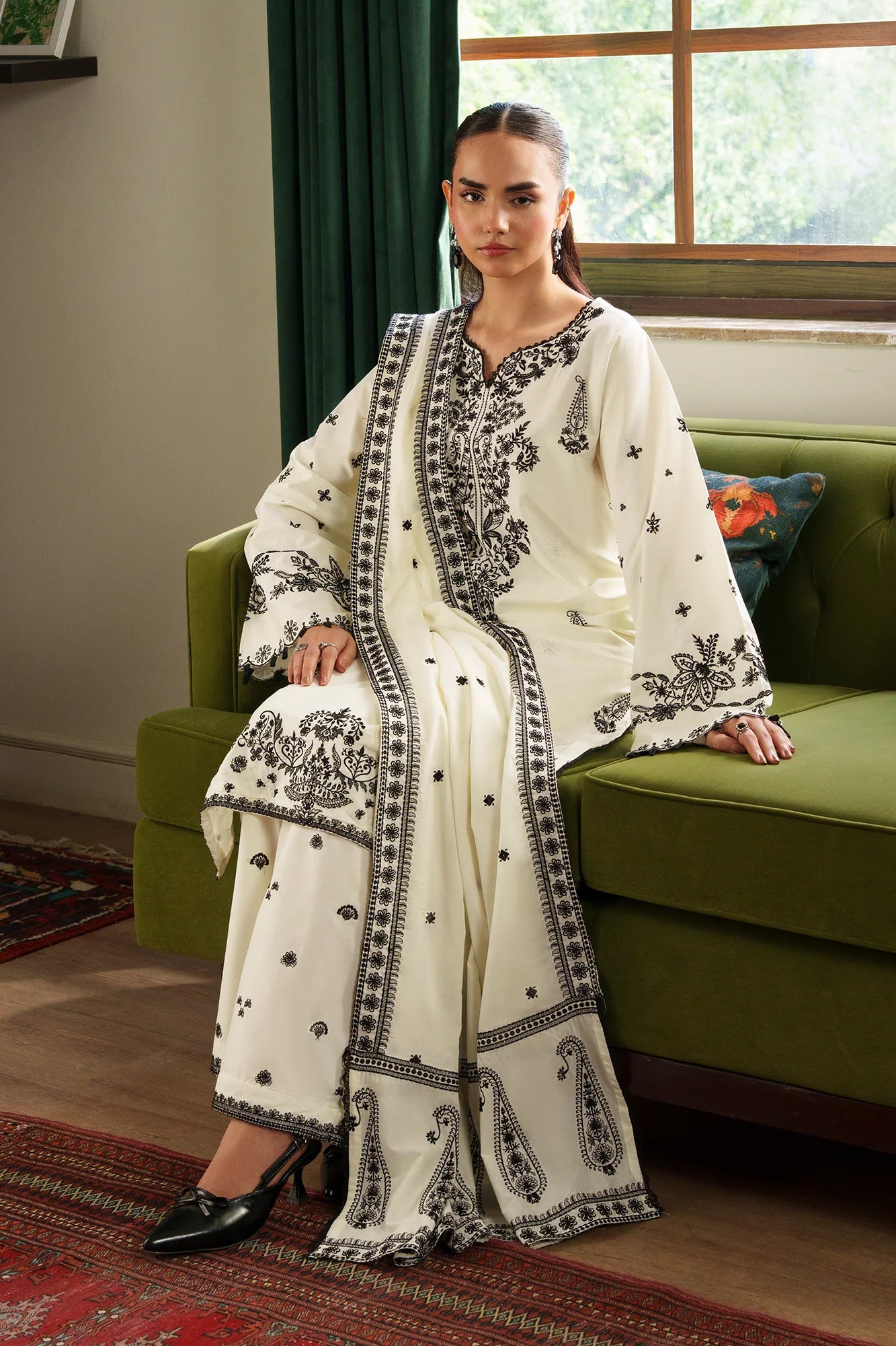 RAJBARI PRET EXCLUSIVE SEREN