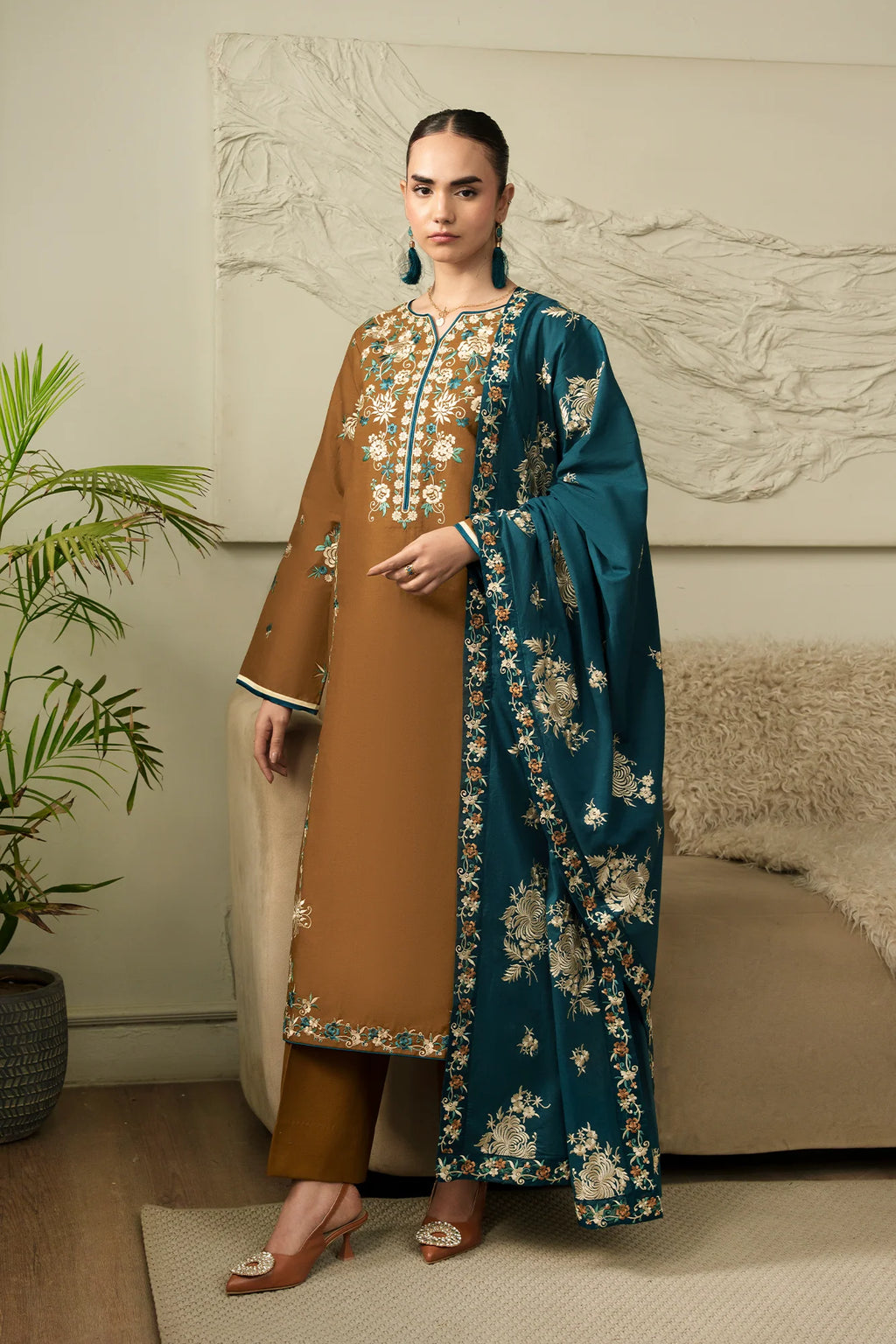 RAJBARI PRET EXCLUSIVE MESAAL