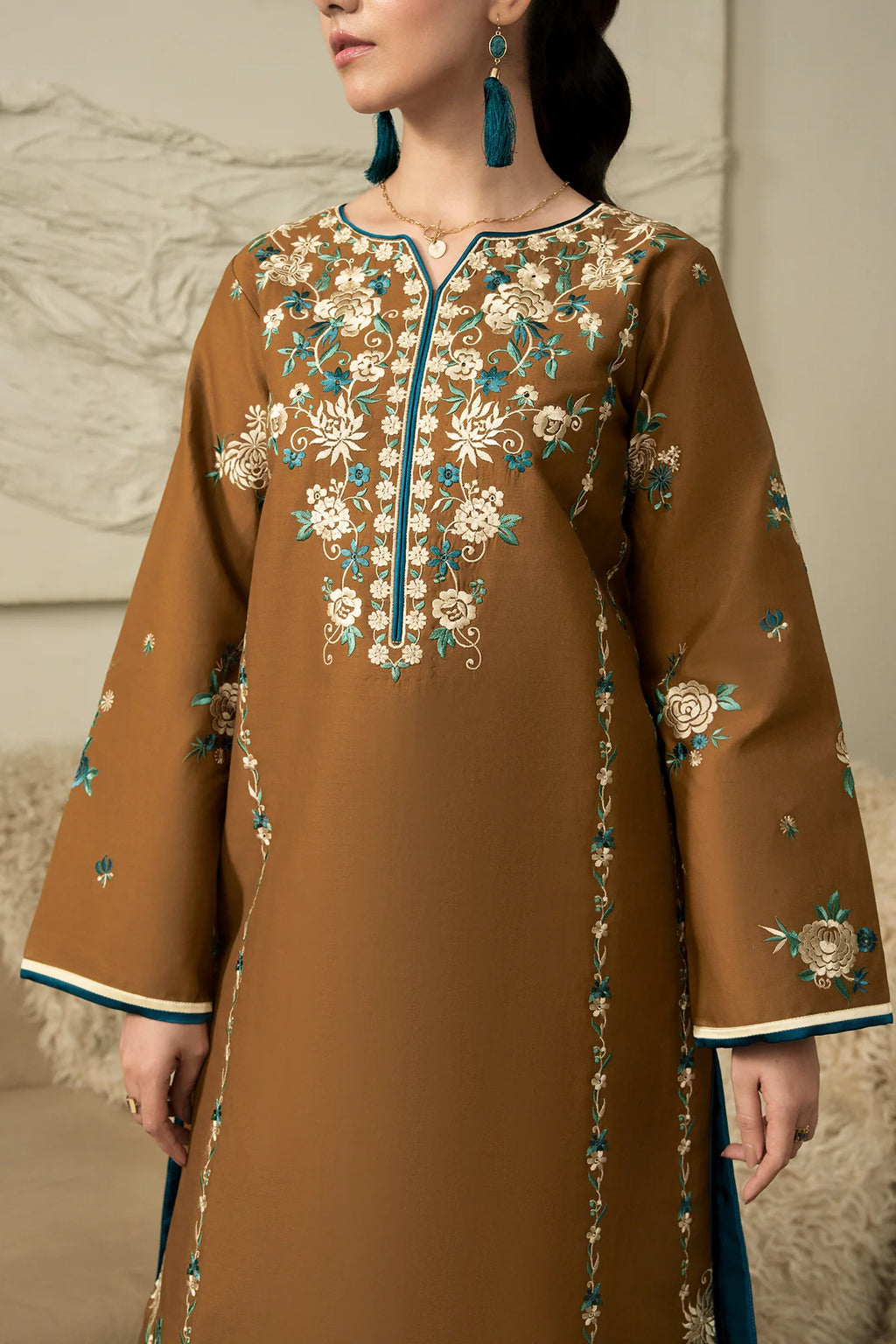 RAJBARI PRET EXCLUSIVE MESAAL
