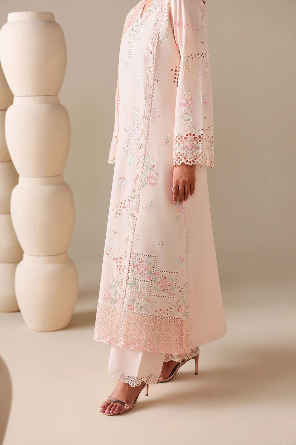 AZURE LUXURY LAWN PEACHY MEADOW