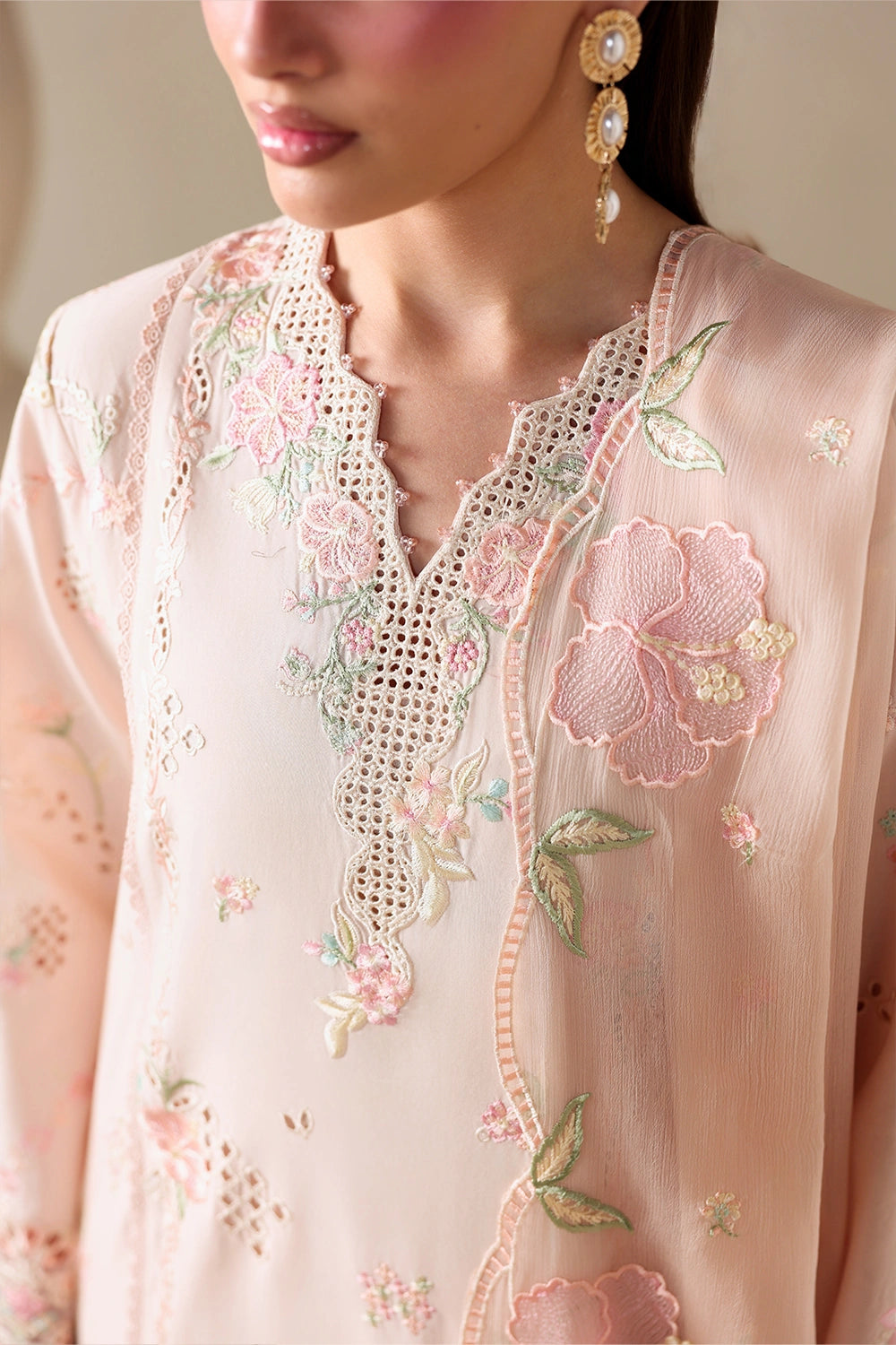 AZURE LUXURY LAWN PEACHY MEADOW