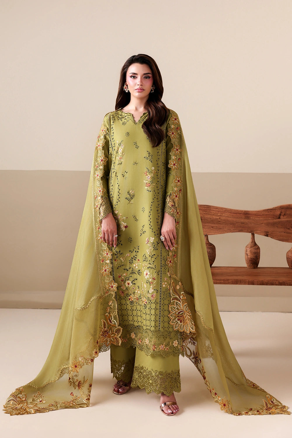 AZURE LUXURY LAWN PETAL MUSE