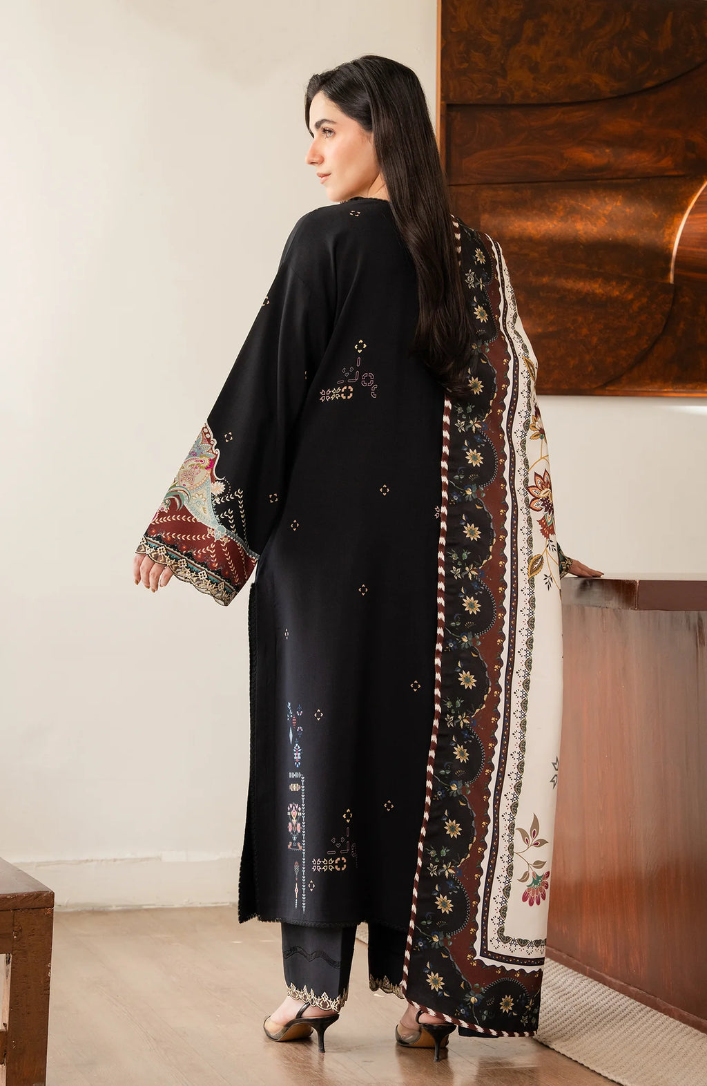 SERAN BELLINI WINTER UNSTITCHED NAIREL